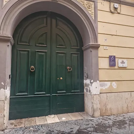 Le Corti